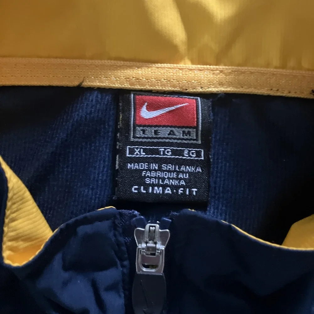 Nike West Virginia Navy Blue Jacket - Size‎ XL Clima-Fit Windbreaker
